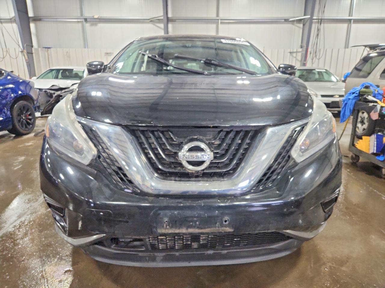 Nissan Murano S