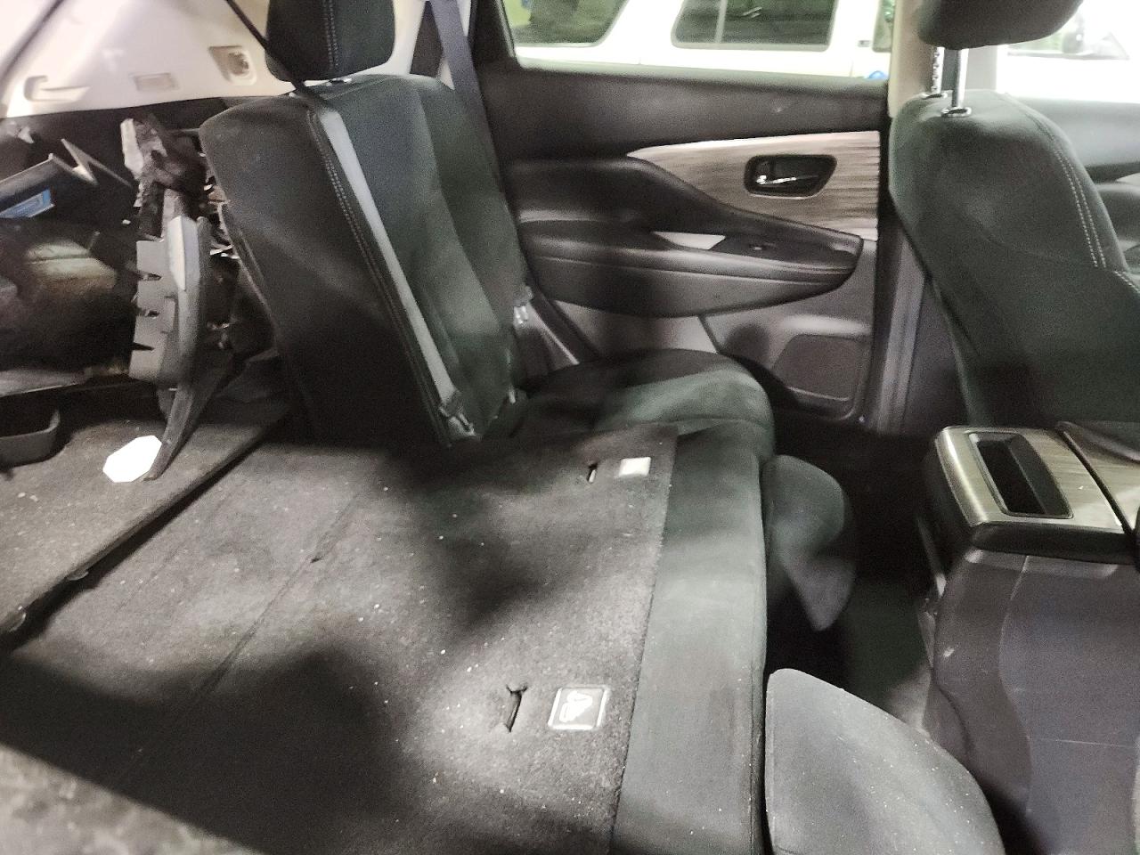 Nissan Murano S