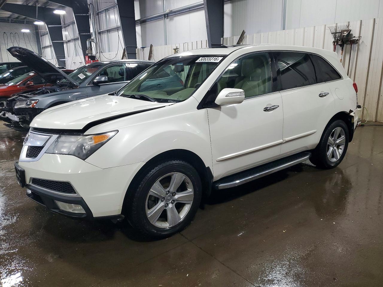 Salvage Acura MDX Image