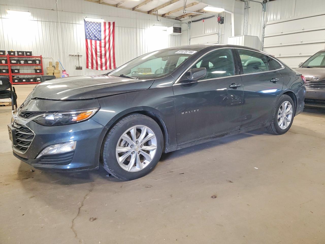 Salvage Chevrolet Malibu Image