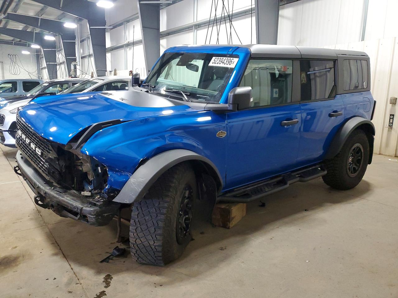 Salvage Ford Bronco Image
