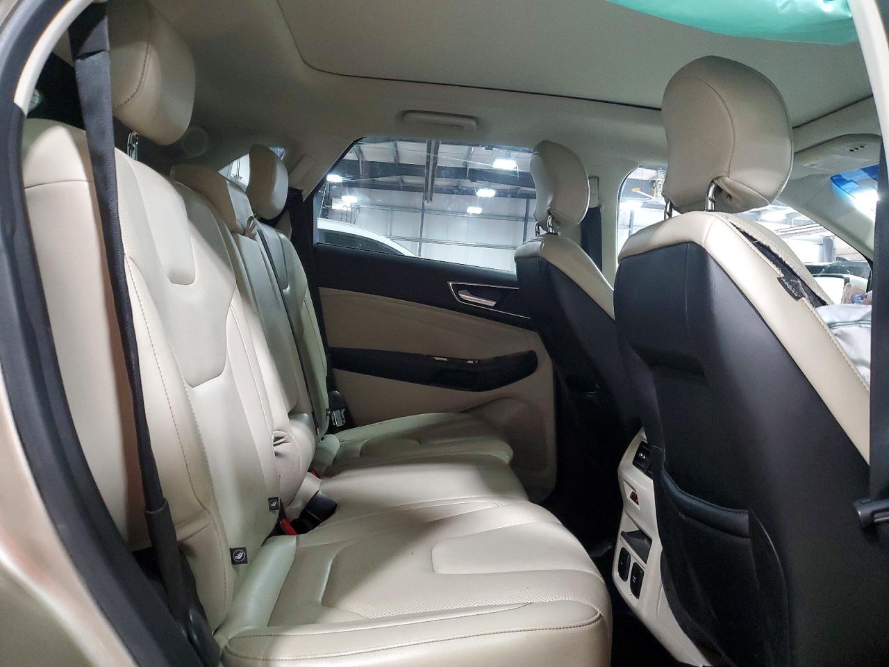Ford Edge Titanium