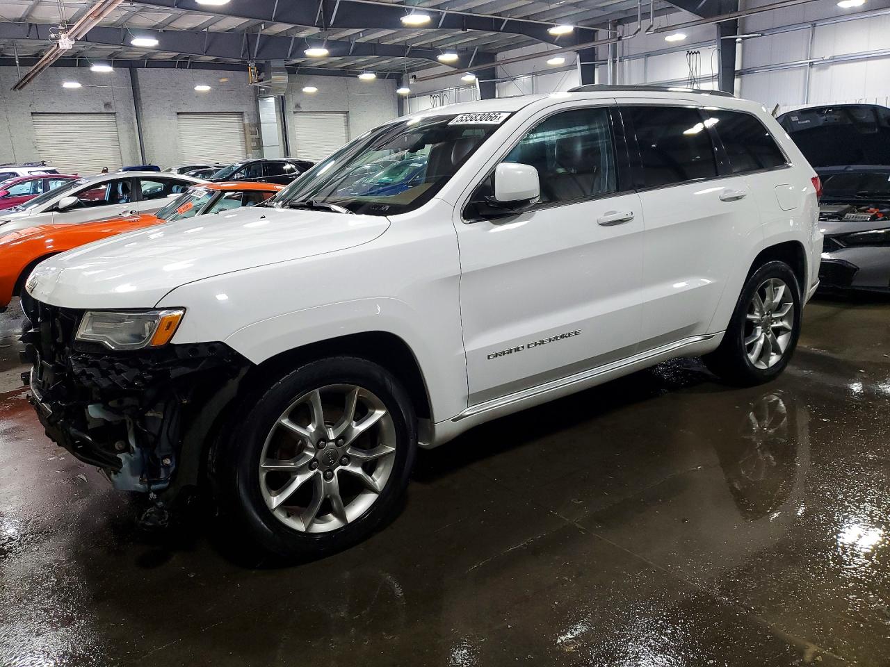 Salvage Jeep Cherokee Image