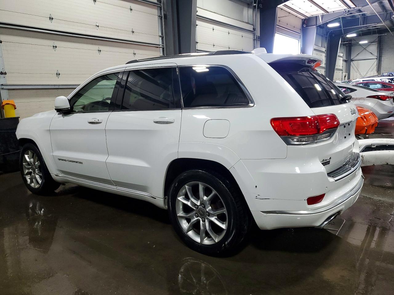 Jeep Cherokee Summit