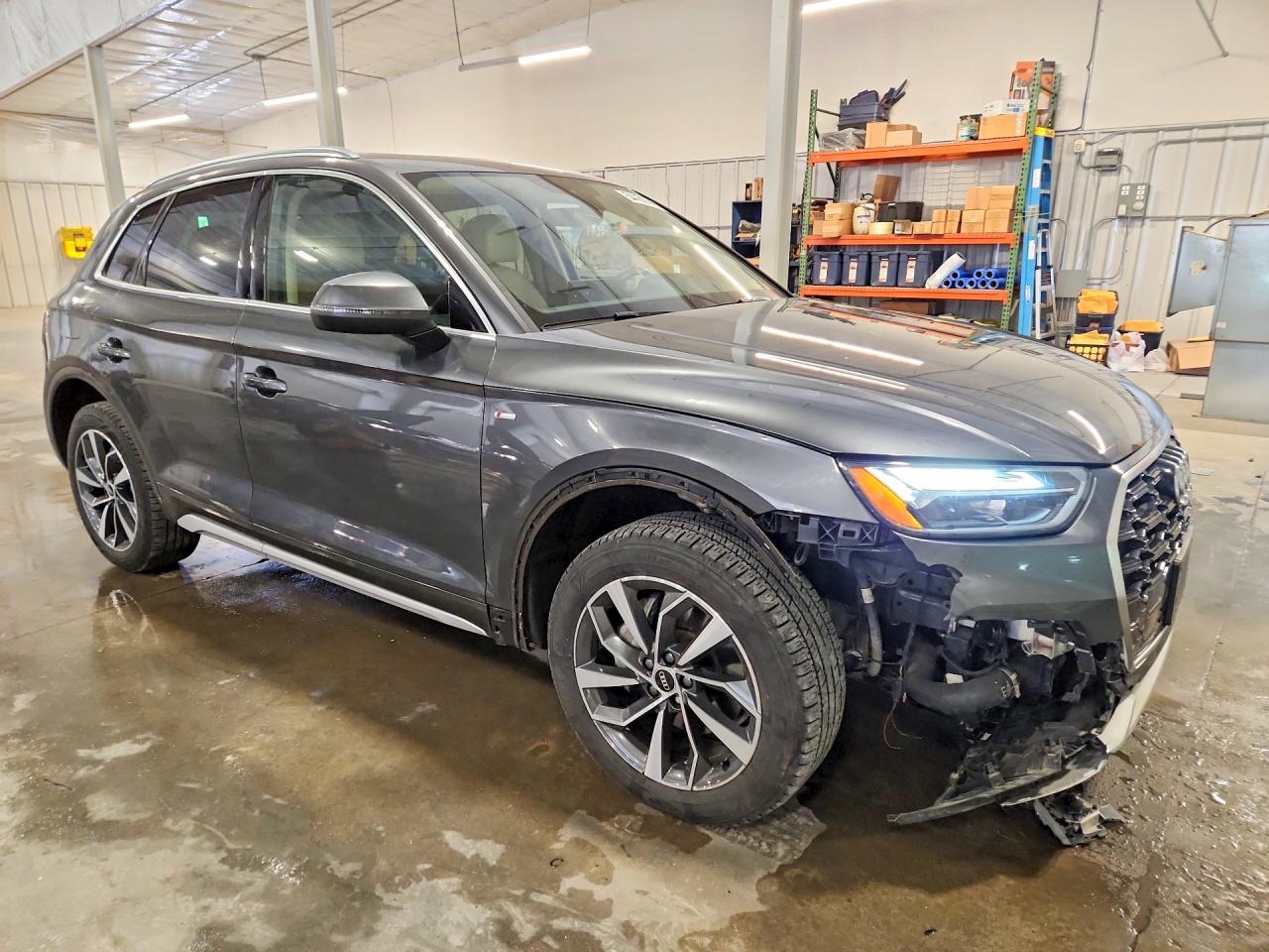Audi Q5 Premium Plus 45