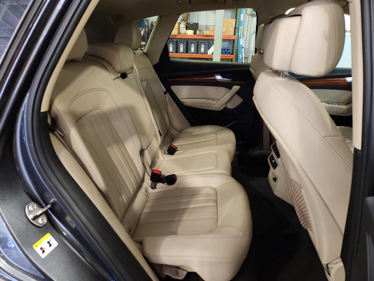 Audi Q5 Premium Plus 45
