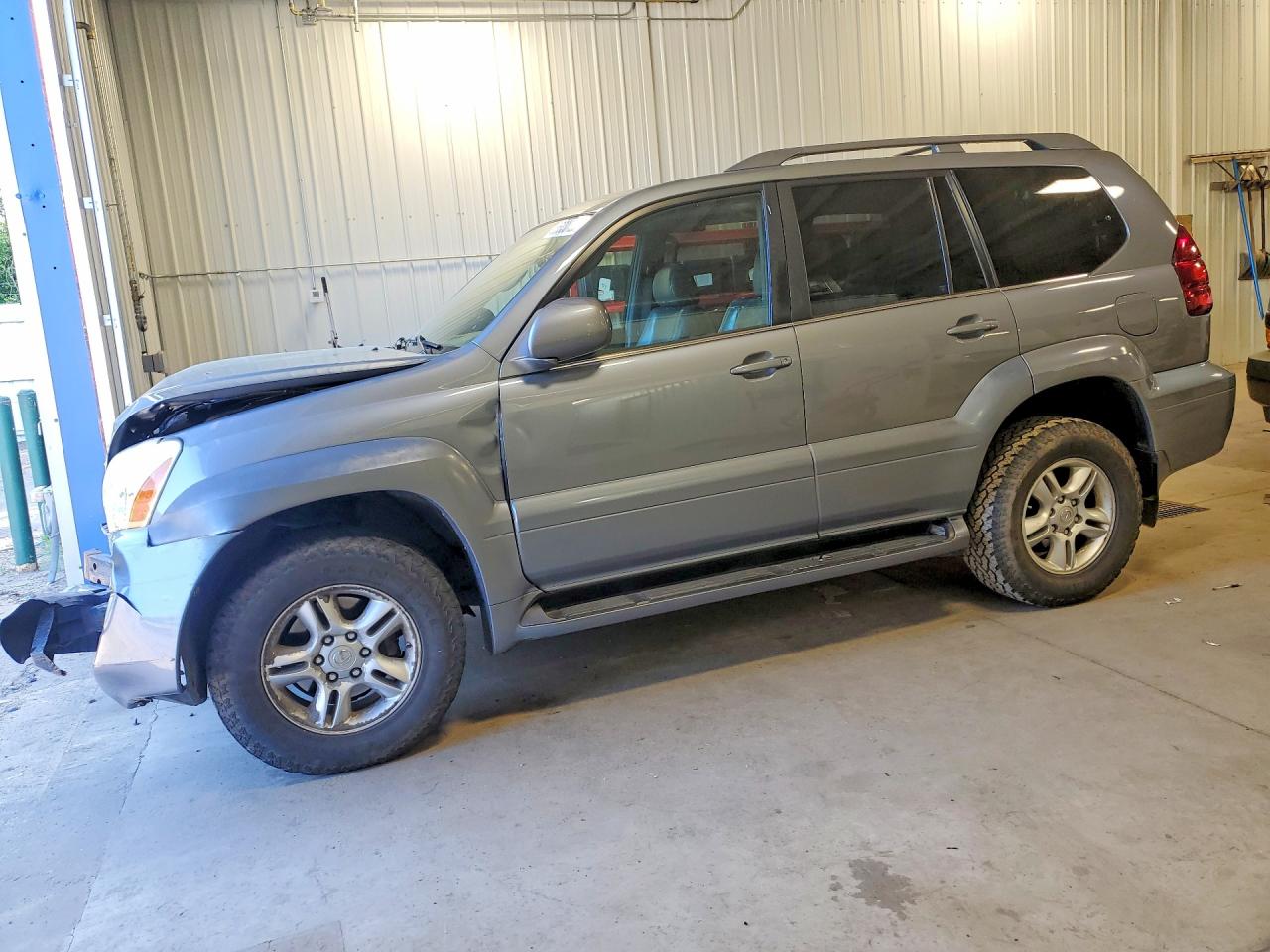 Salvage Lexus Gx Image