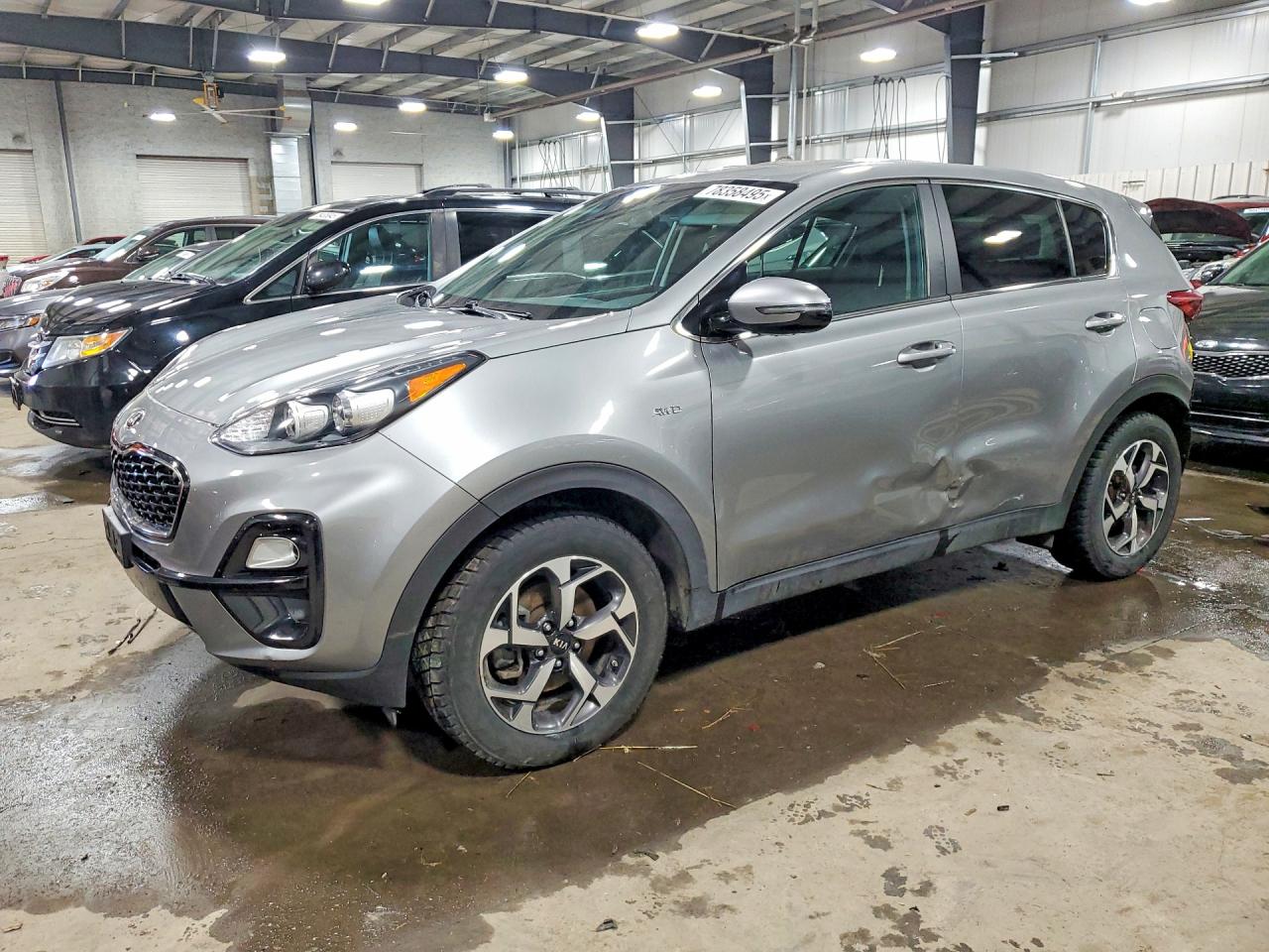 Salvage Kia Sportage Image