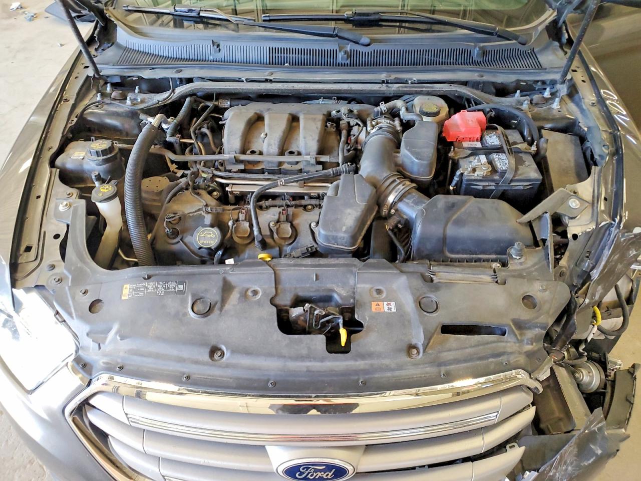 Ford Taurus Sel