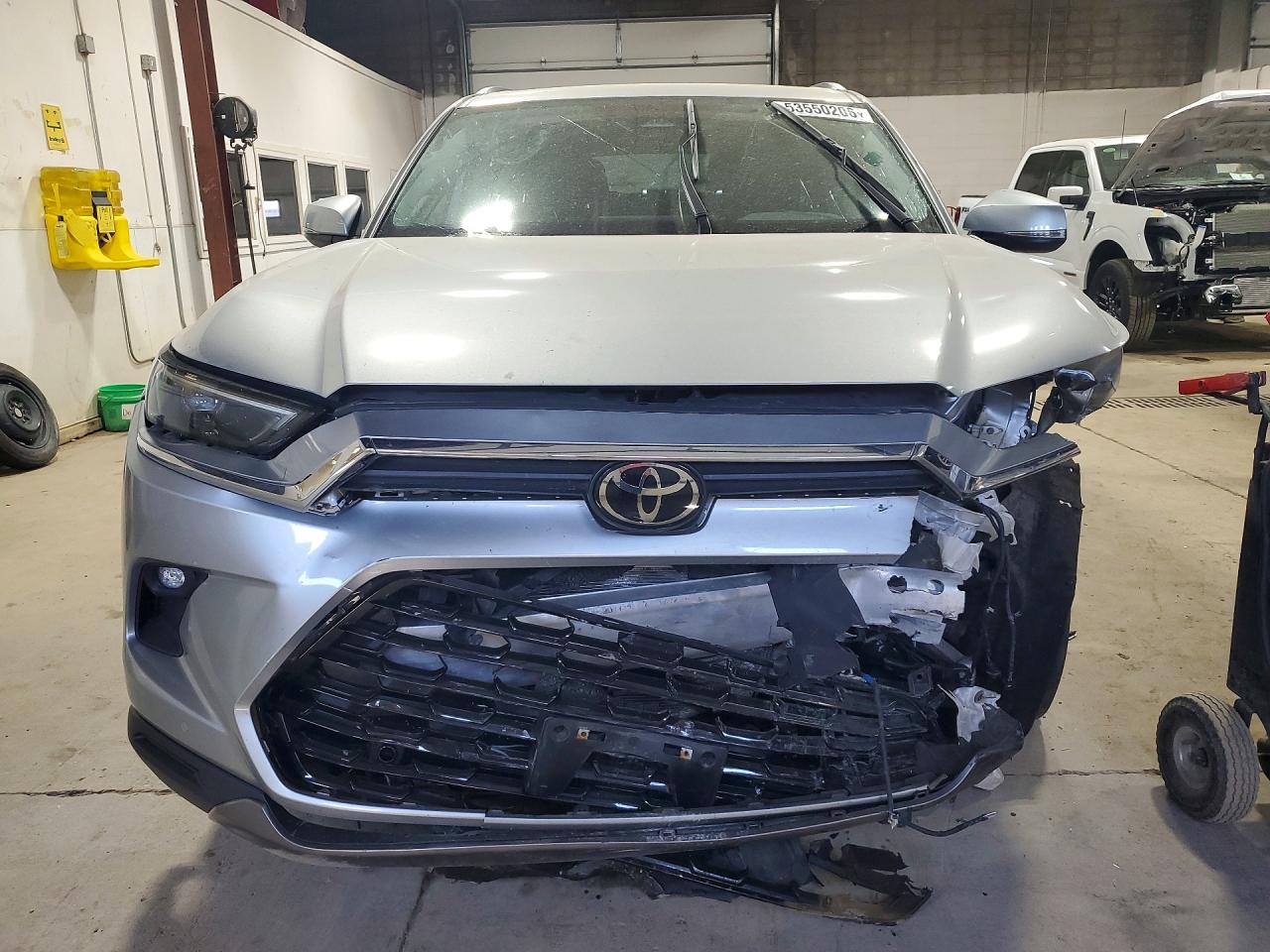 Toyota Grand High Limited