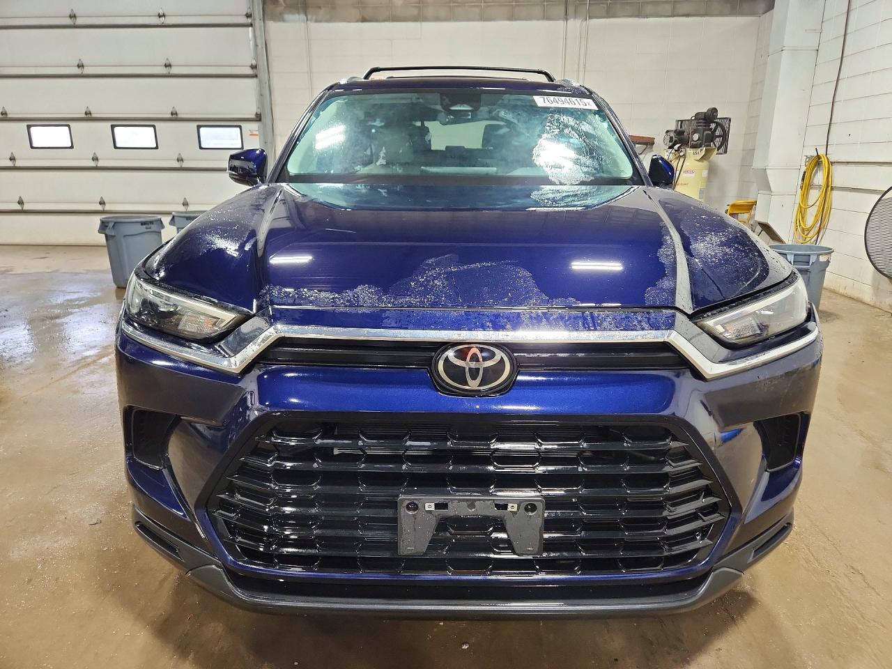 Toyota Grand High Xle
