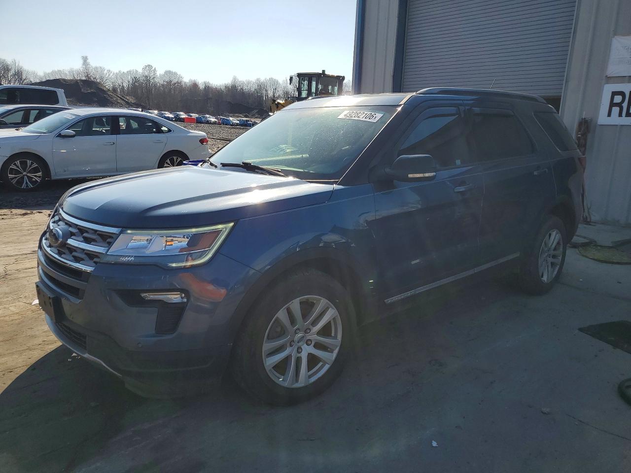Salvage Ford Explorer Image
