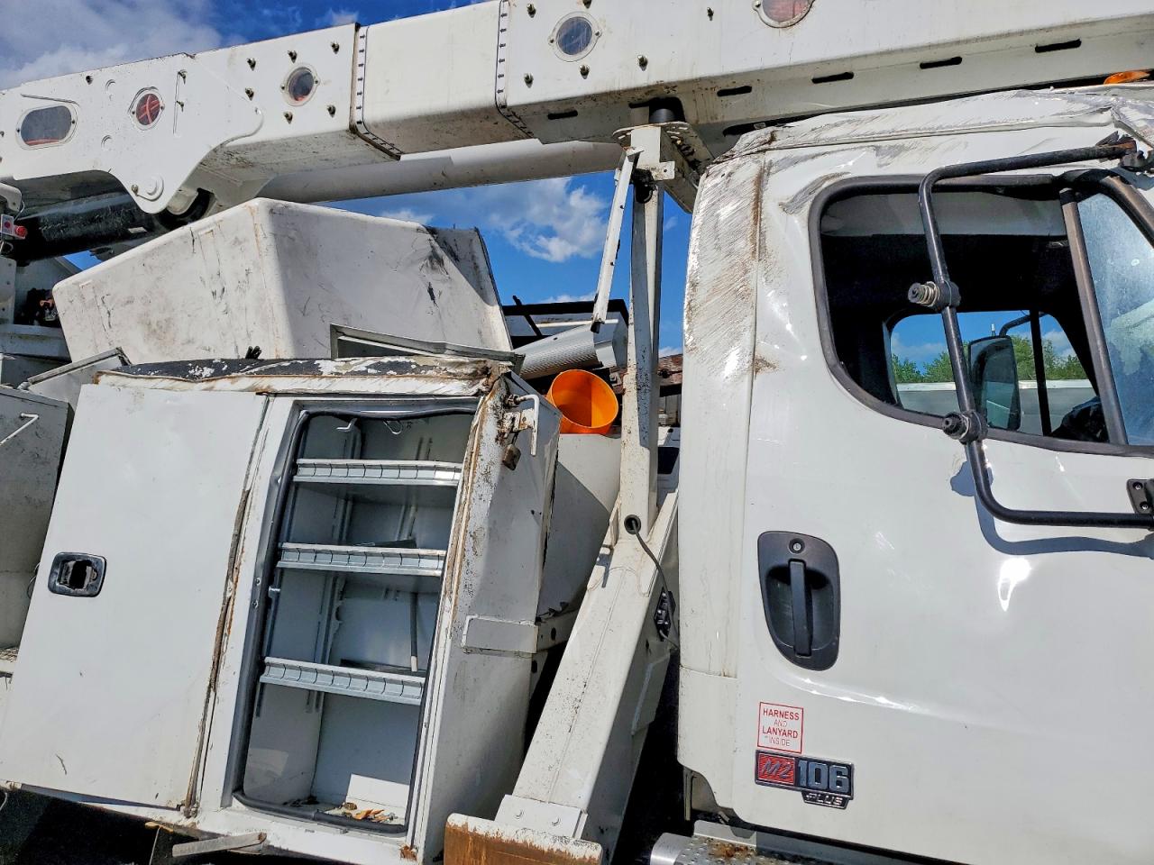 Freightliner M2 106 Medium Duty