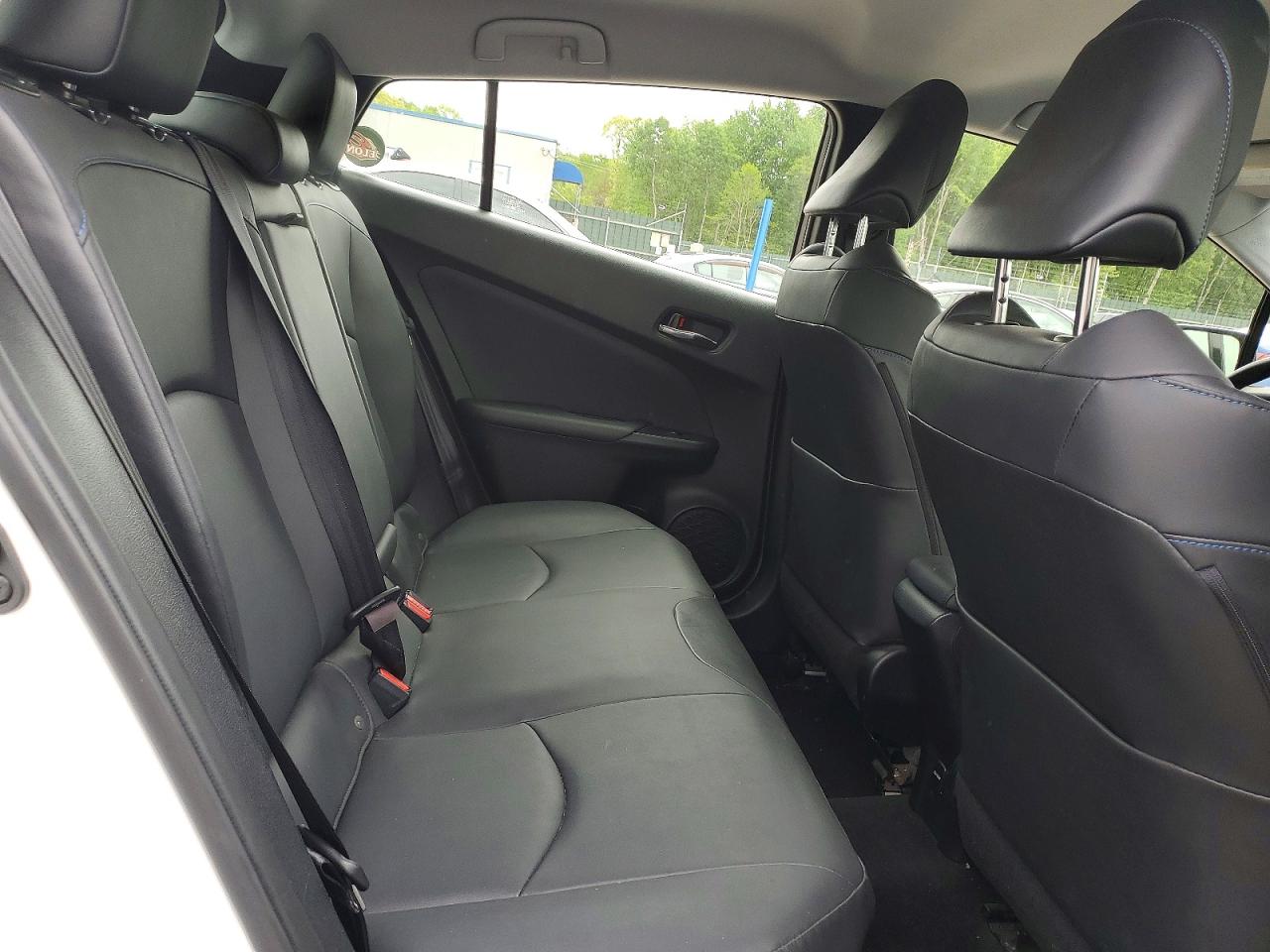 Toyota Prius Three Touring