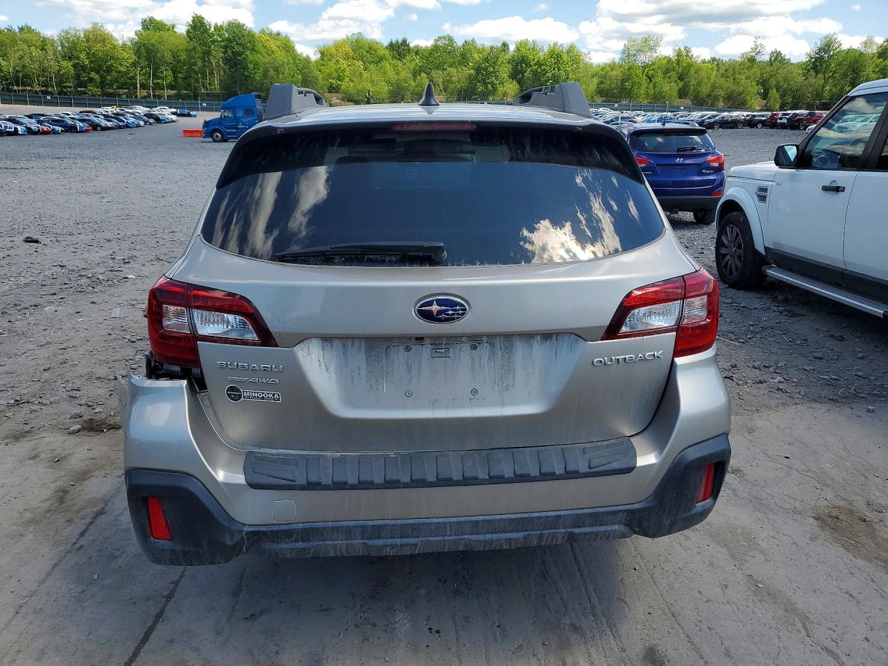 Subaru Outback 2.5i Premium