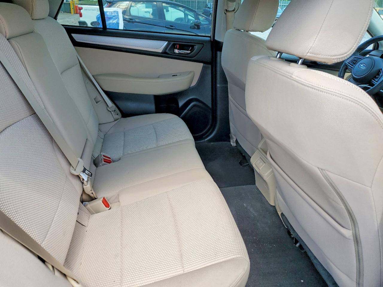Subaru Outback 2.5i Premium
