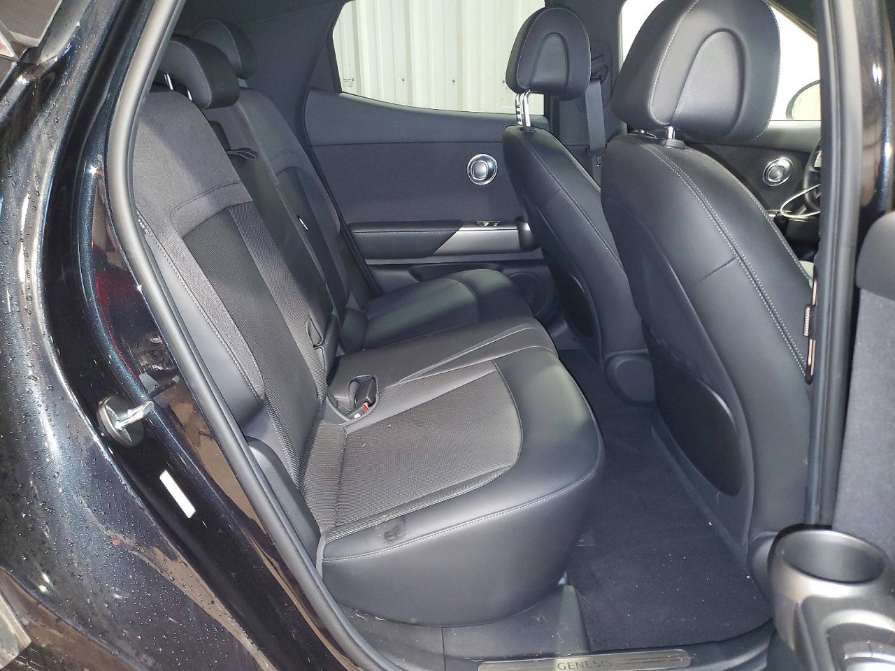 Genesis GV60 Standard