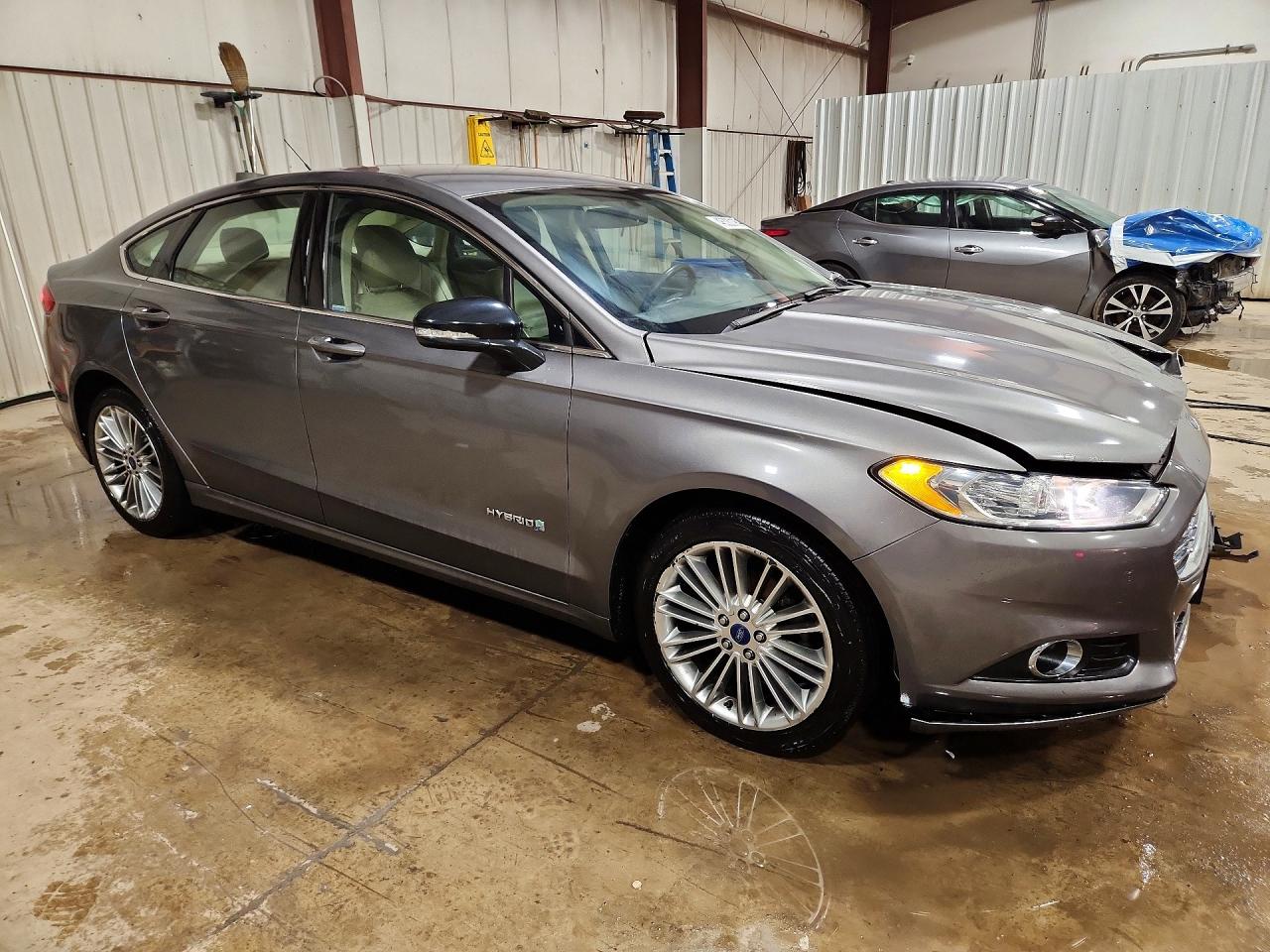 Ford Fusion Se Hybrid