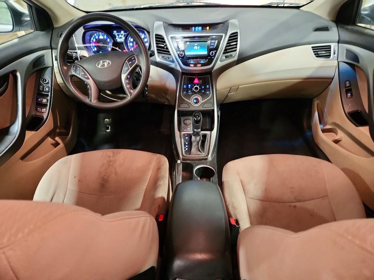 Hyundai ELANTRA Se