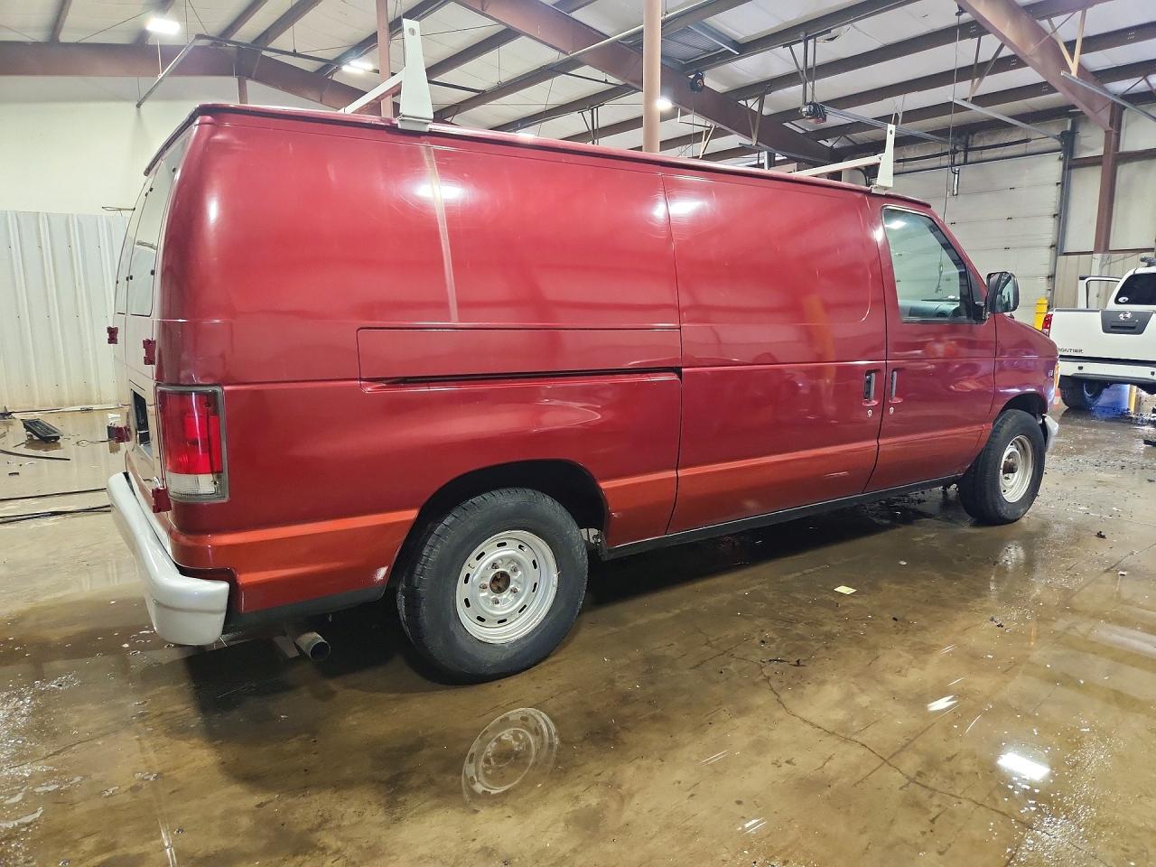 Ford Econoline E150 Van