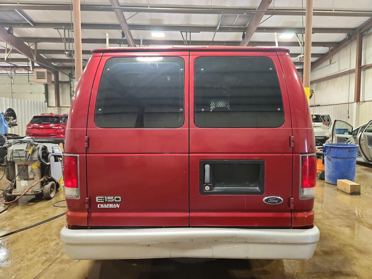 Ford Econoline E150 Van