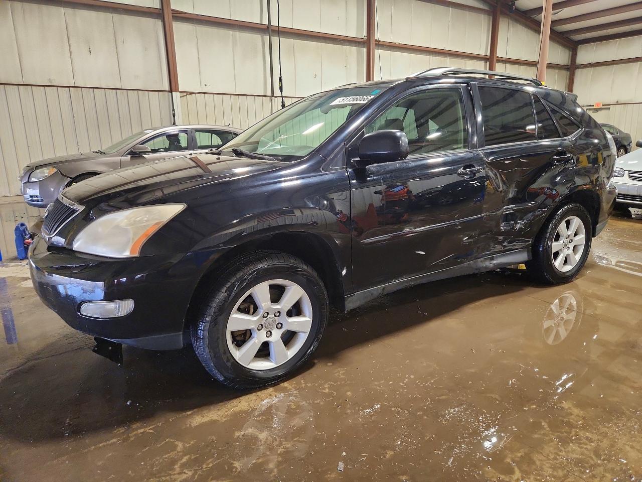 Salvage Lexus RX Image