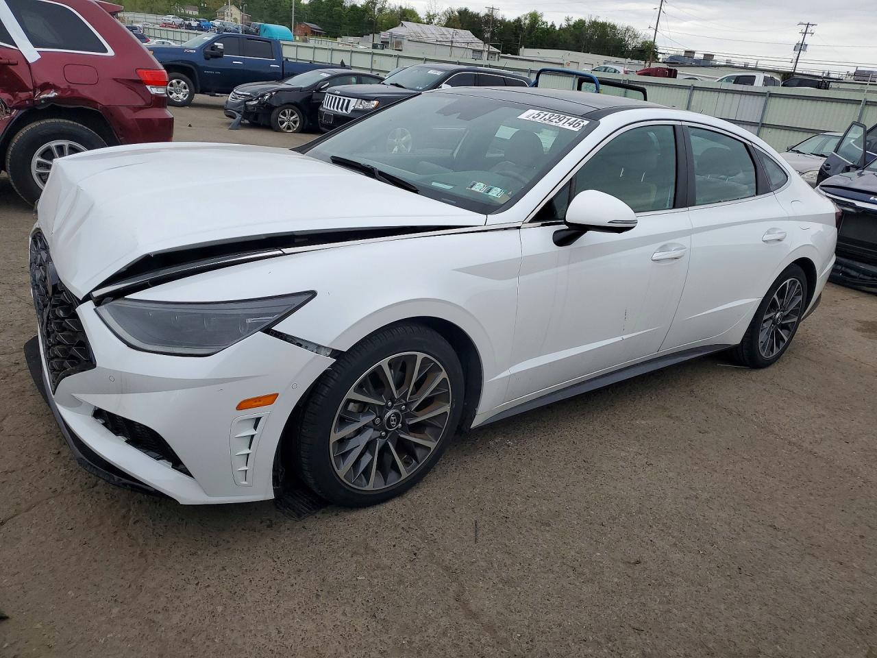 Salvage Hyundai SONATA Image
