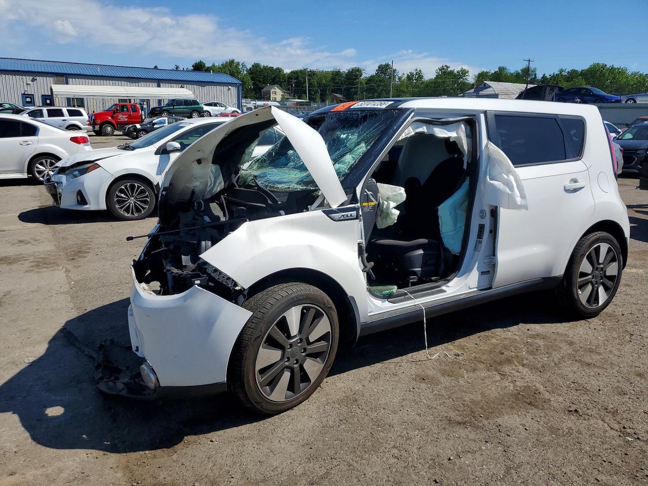 Salvage Kia Soul Image
