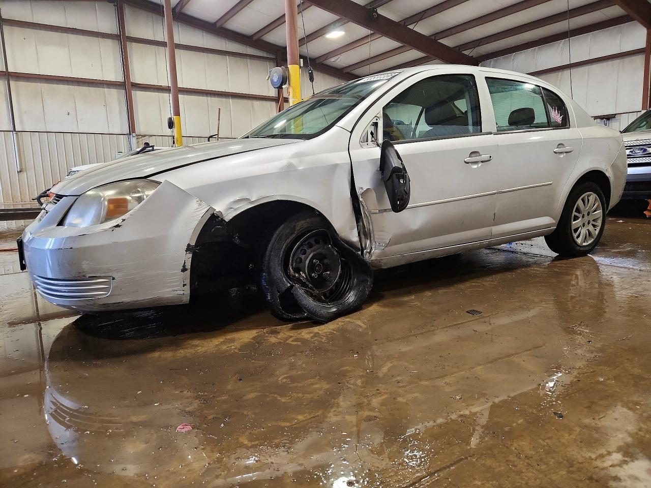 Salvage Chevrolet Cobalt Image