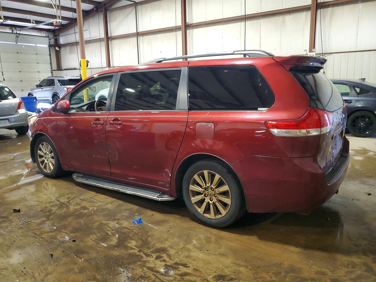 Toyota Sienna Xle 7-passenger