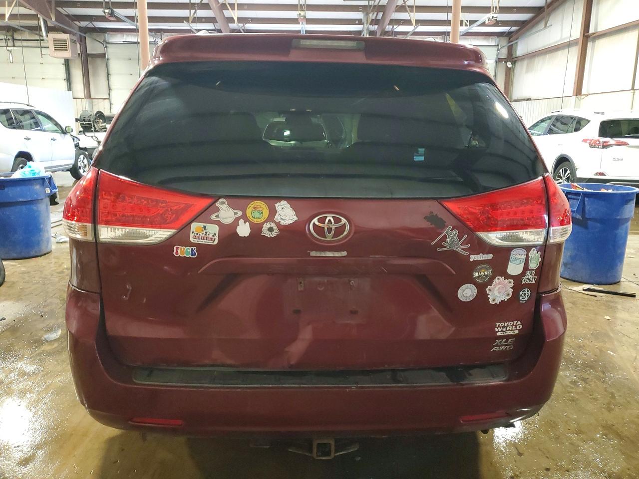 Toyota Sienna Xle 7-passenger