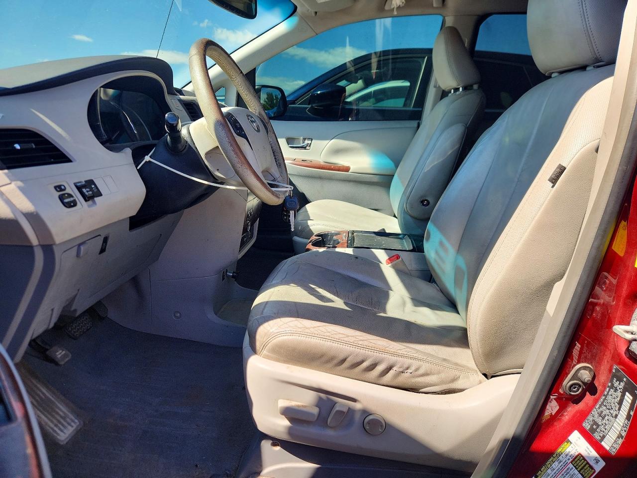 Toyota Sienna Xle 7-passenger