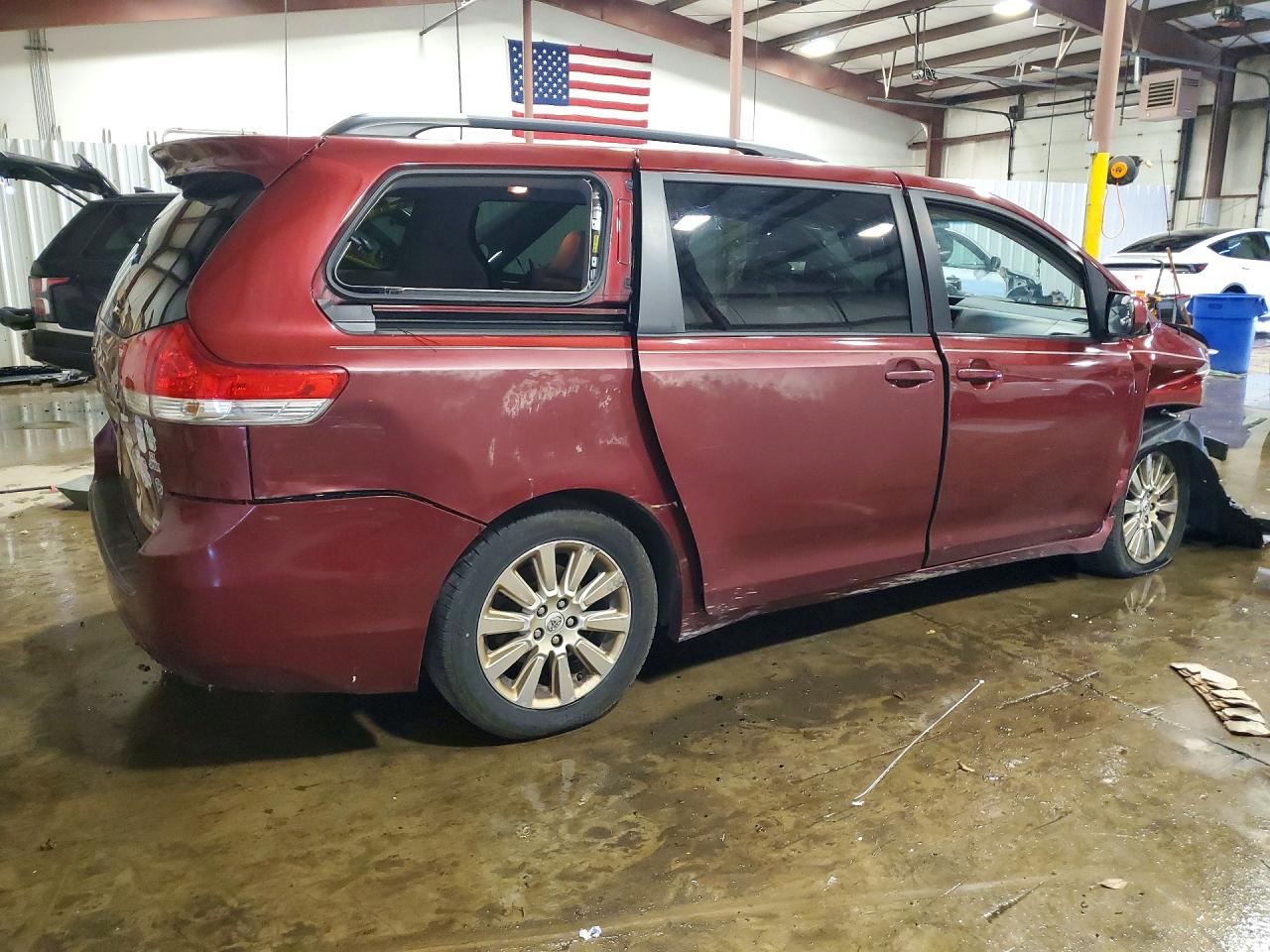 Toyota Sienna Xle 7-passenger
