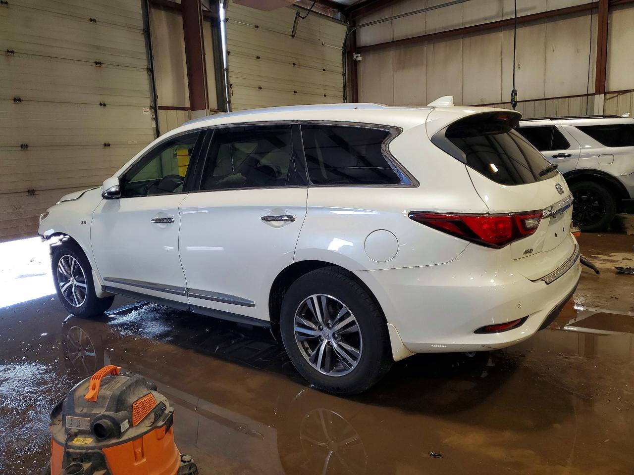 INFINITI Qx Luxe