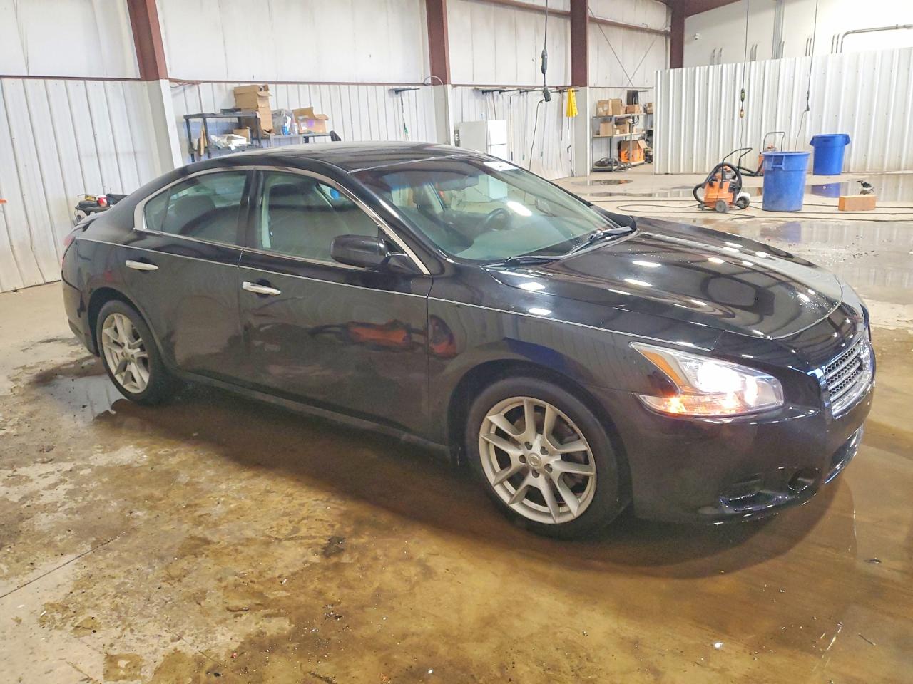 Nissan Maxima