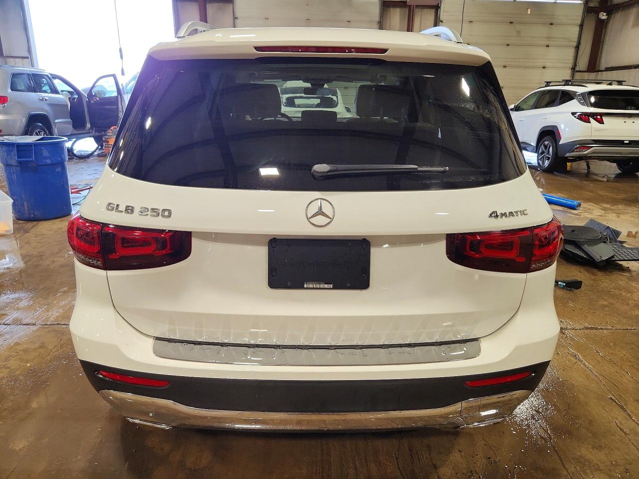 Mercedes-Benz GLB 250 4matic