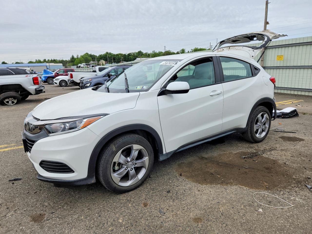 Salvage Honda HR-V Image