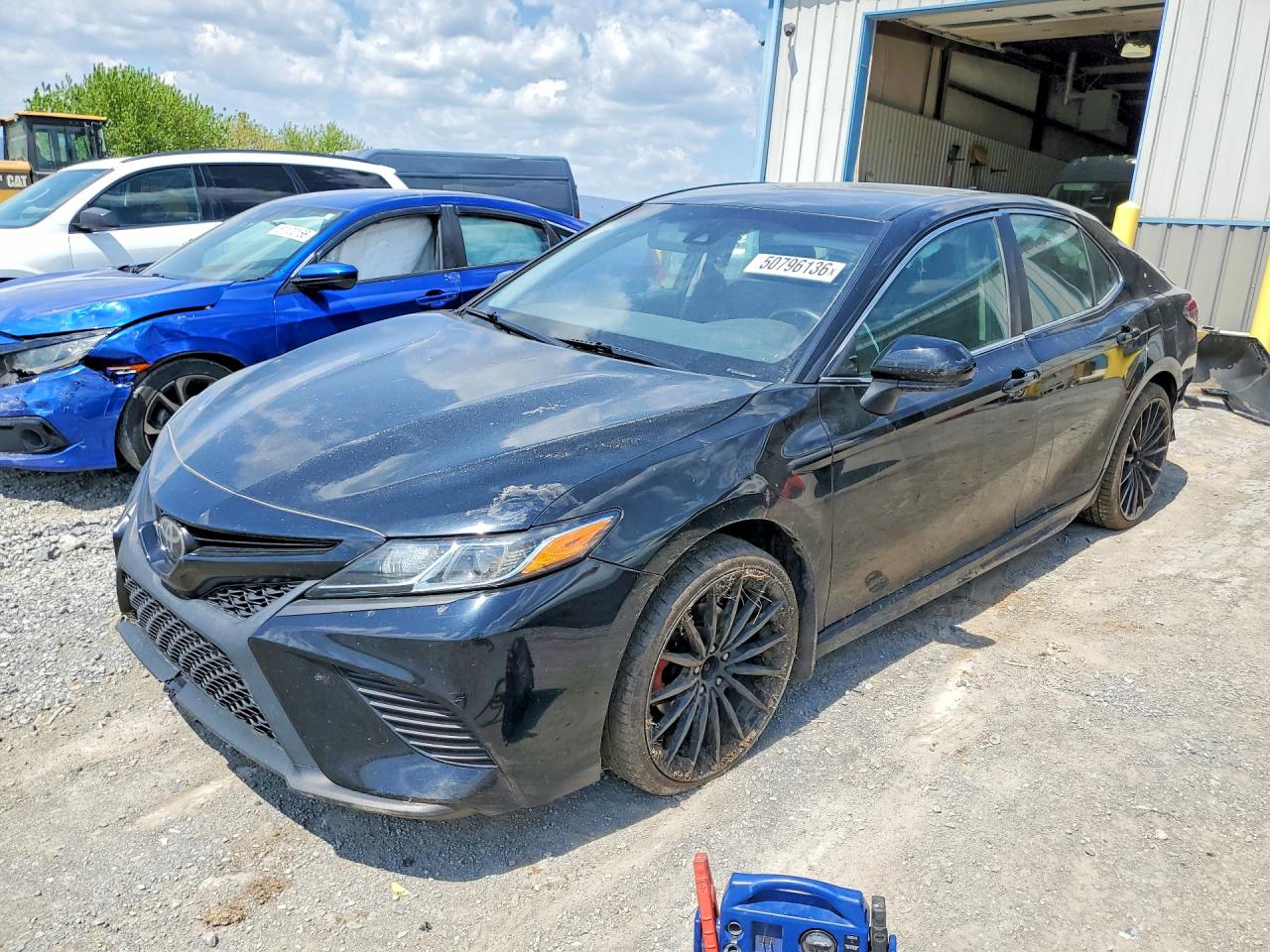 Salvage Toyota Camry Image