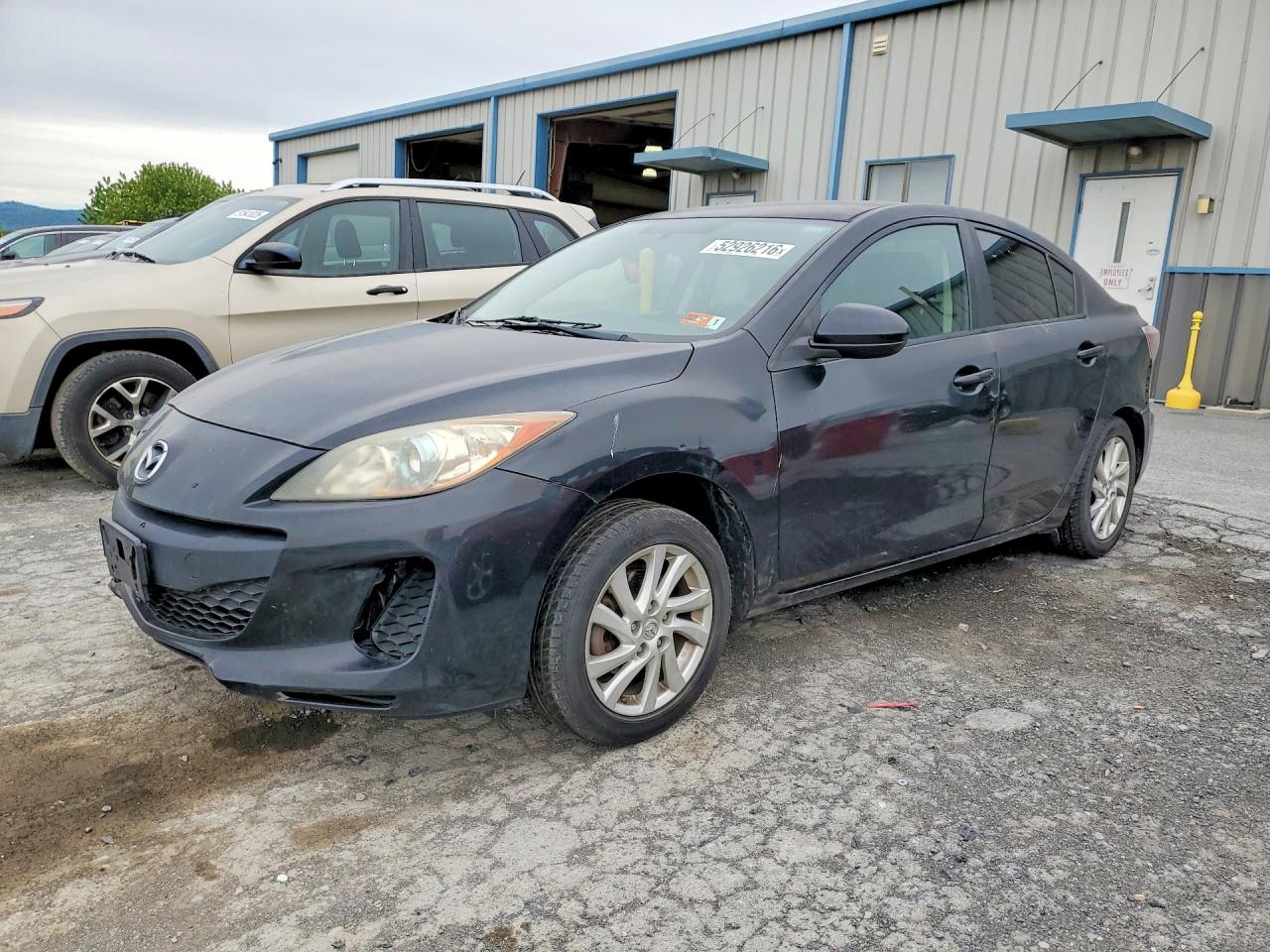 Salvage Mazda 3 Image