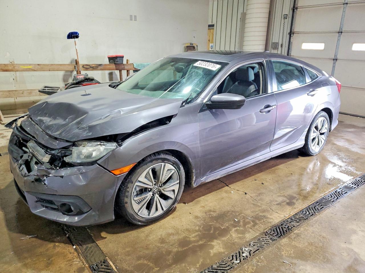 Salvage Honda Civic Image