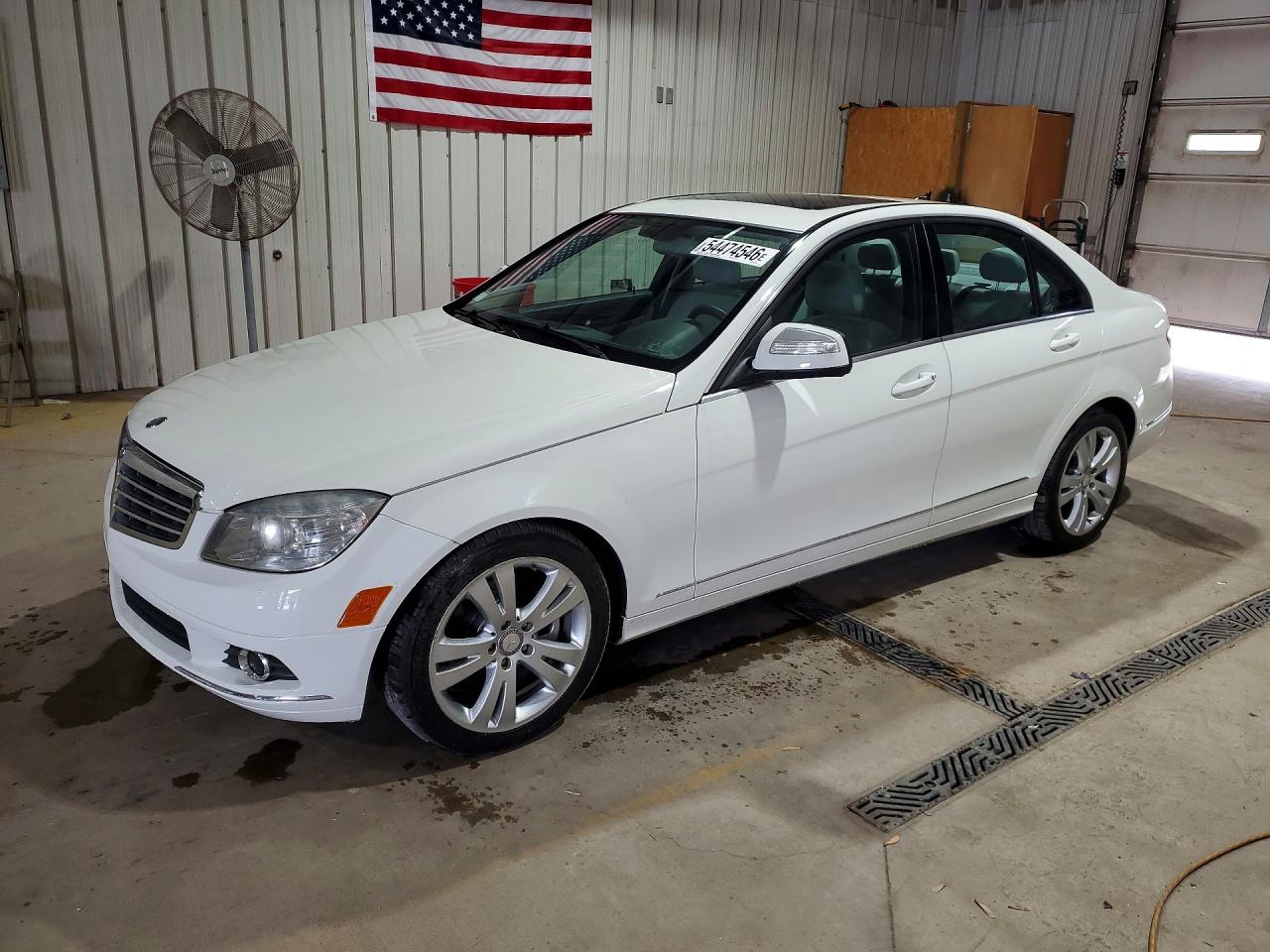 Salvage Mercedes-Benz C-Class Image