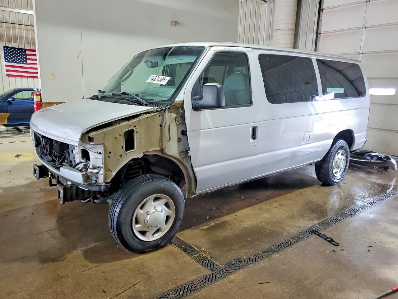 Salvage Ford Econoline Image