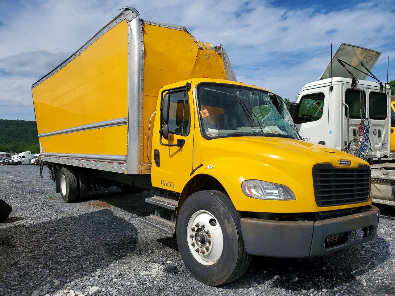 Salvage Freightliner M2 Image