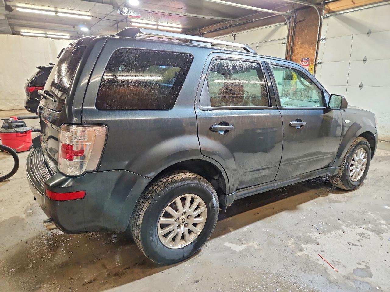 Mercury Mariner Premier