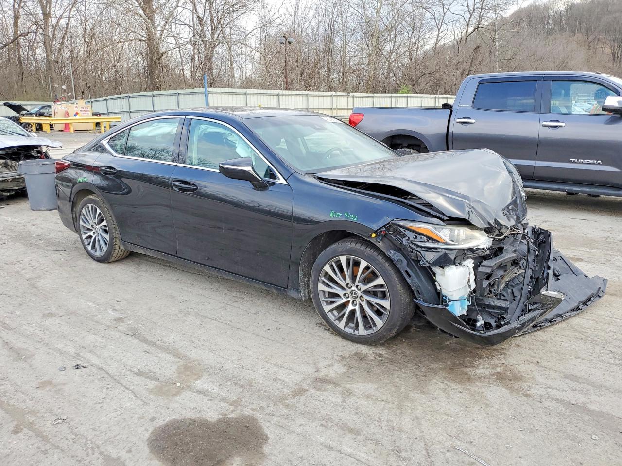 Lexus Es Base