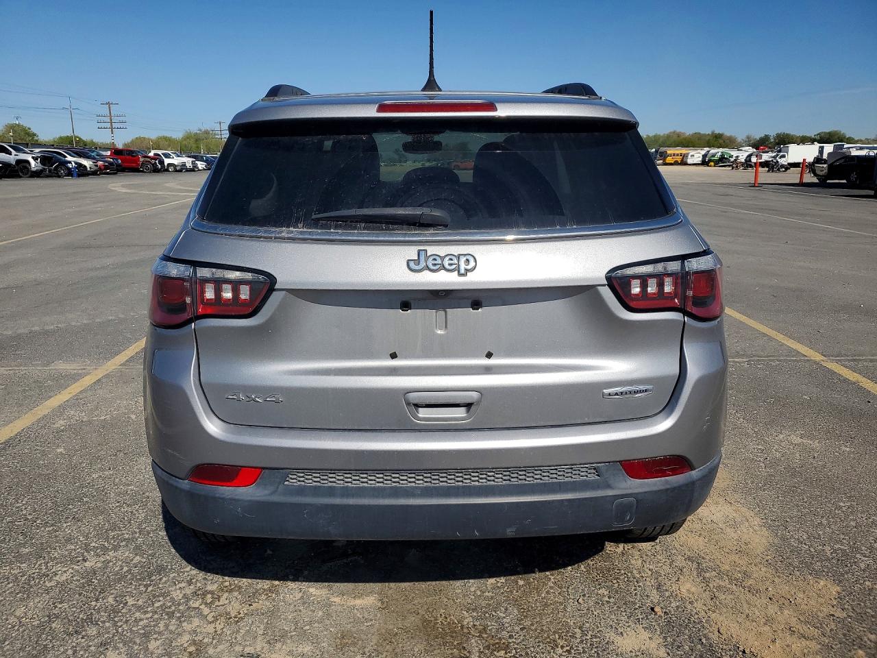 Jeep Compass Latitude