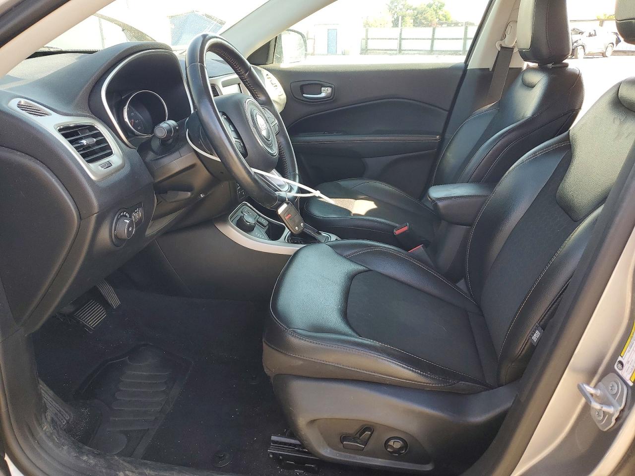 Jeep Compass Latitude
