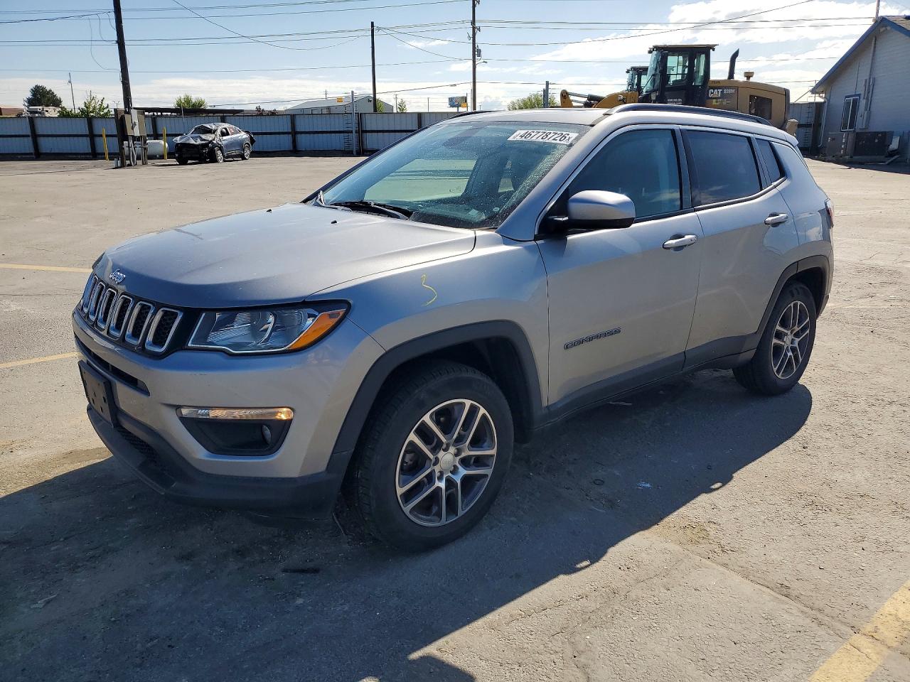 Salvage Jeep Compass Image
