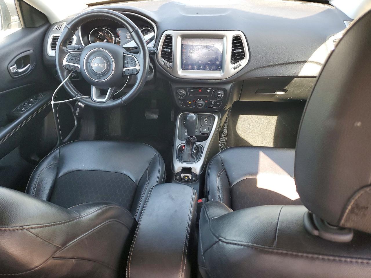Jeep Compass Latitude