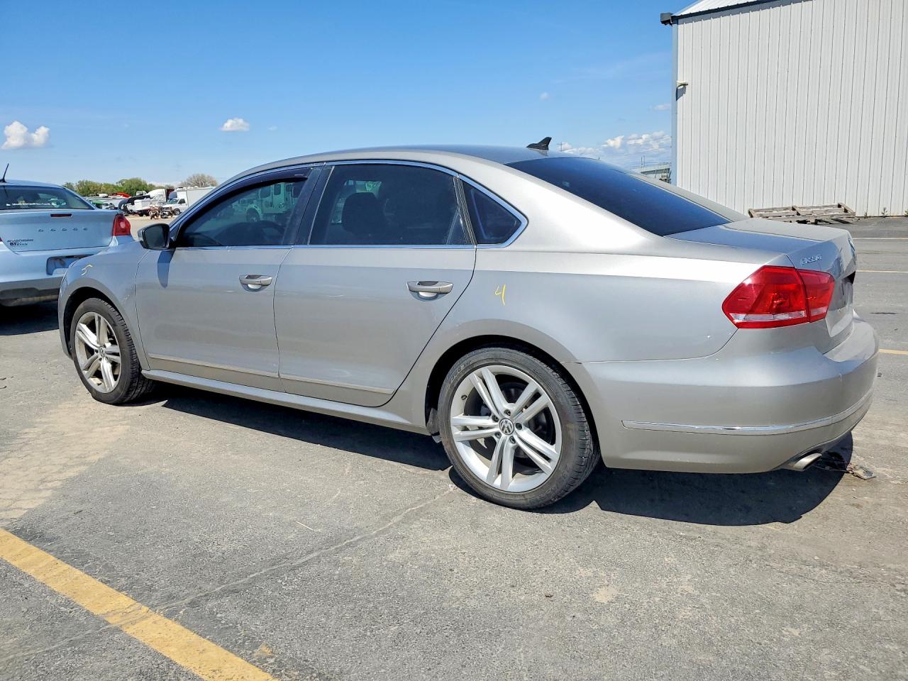 Volkswagen Passat Sel